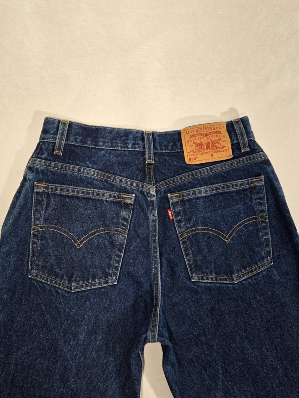 U.S.A. Vintage LEVI'S 550 High Rise Tapered Leg Iconic "Mom Jeans" Size MISS 10. - Picture 8 of 17